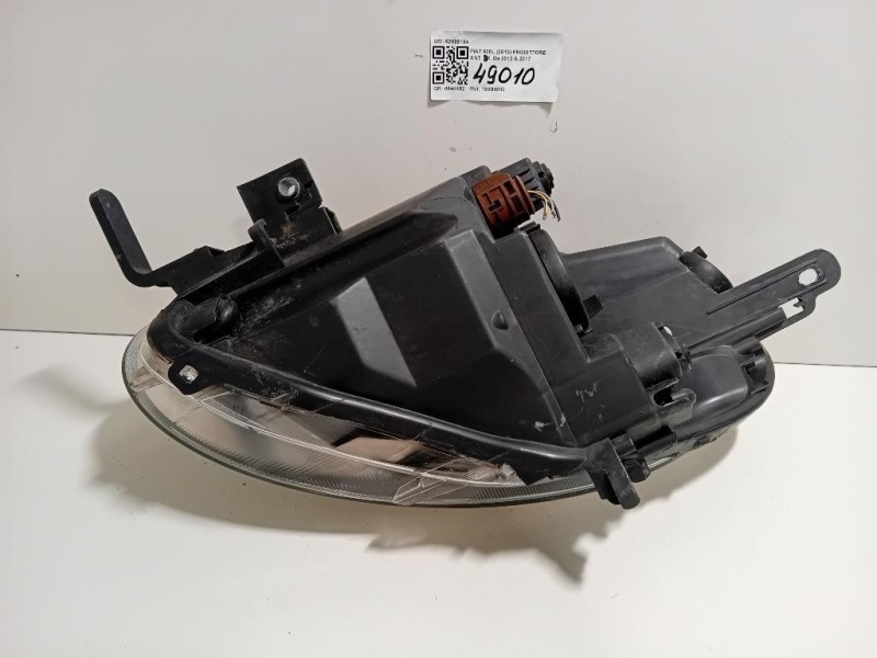 Proiettore ANT DX 52089190 Fiat 500L 2013