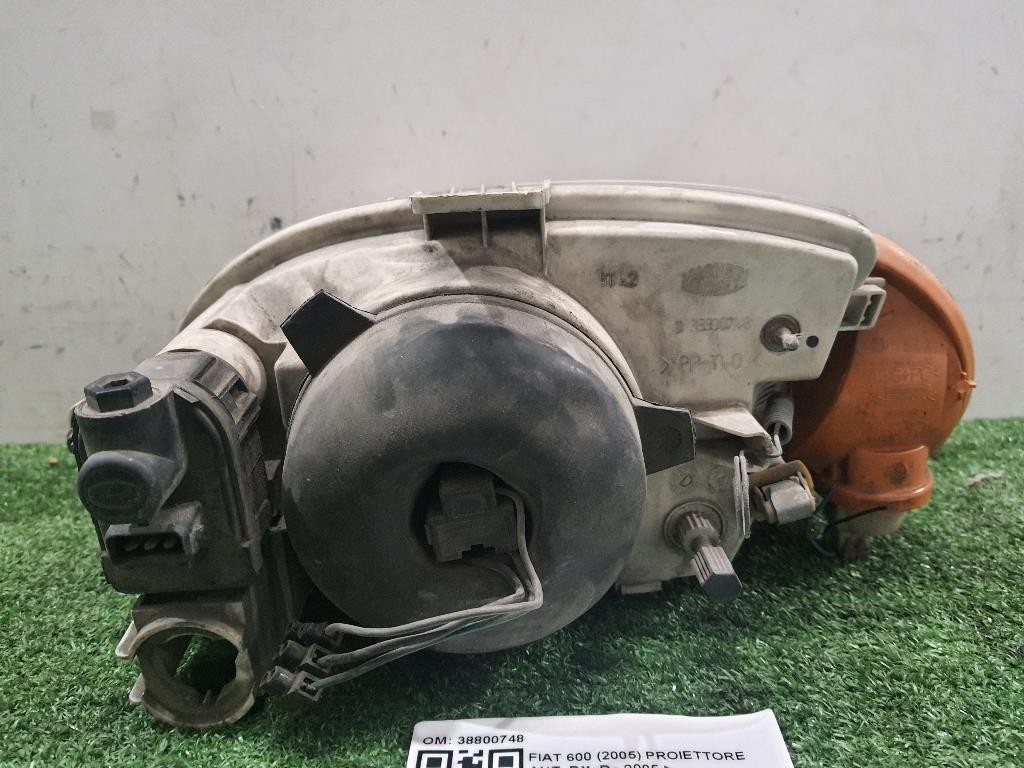 Proiettore ANT DX 38800748 Fiat 600 2005