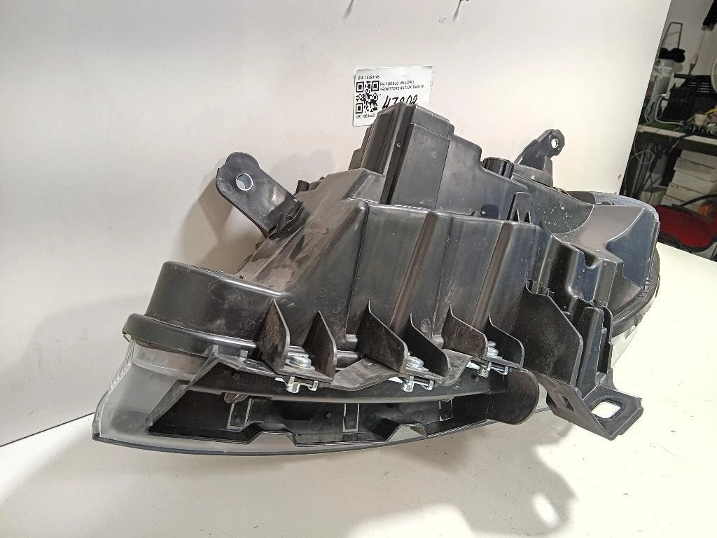 Proiettore ANT DX 10490748 Fiat Doblò III 2015