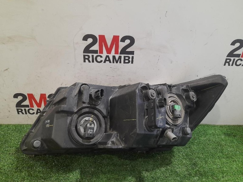 Proiettore ANT DX 05067788AC Fiat Freemont 2011