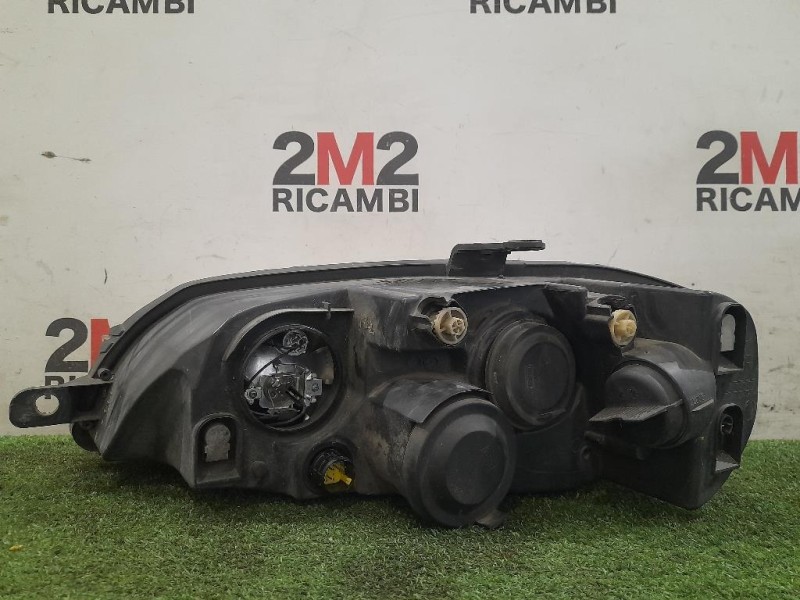 Proiettore ANT DX 89101063 Fiat Punto II 2003