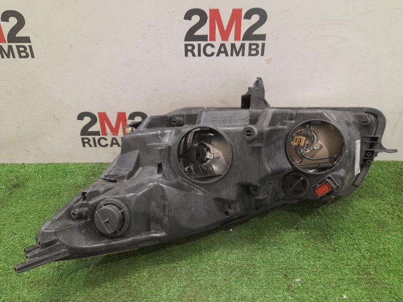 Fanale POST DX 265A60118R Opel Vivaro A 2007