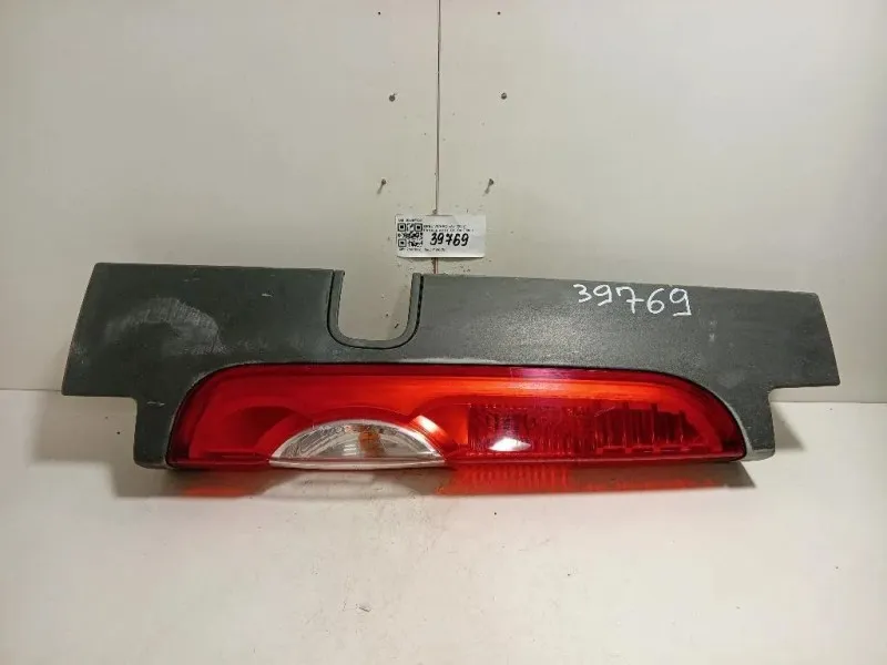 Fanale POST DX 265A60118R Opel Vivaro A 2007