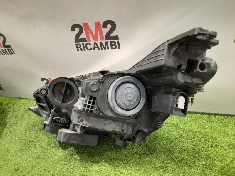 Proiettore ANT DX F1CB13W029CC Ford C-max III 2015