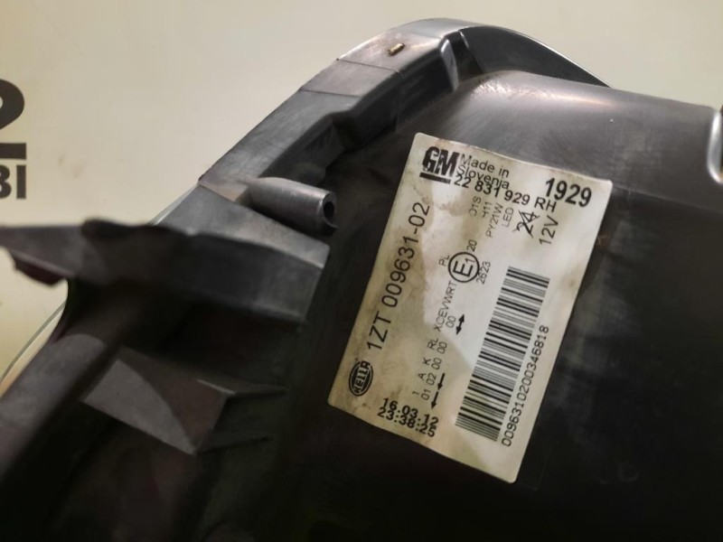 Fanale POST DX R10021470203 Opel Zafira C 2012