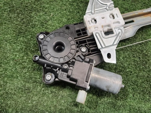 Alzacristallo Porta ANT DX 8353064P00 Suzuki Ignis III 2016