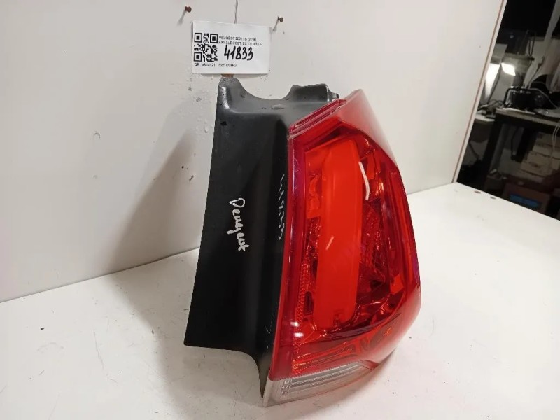 Fanale POST DX  Peugeot 2008 I 2016
