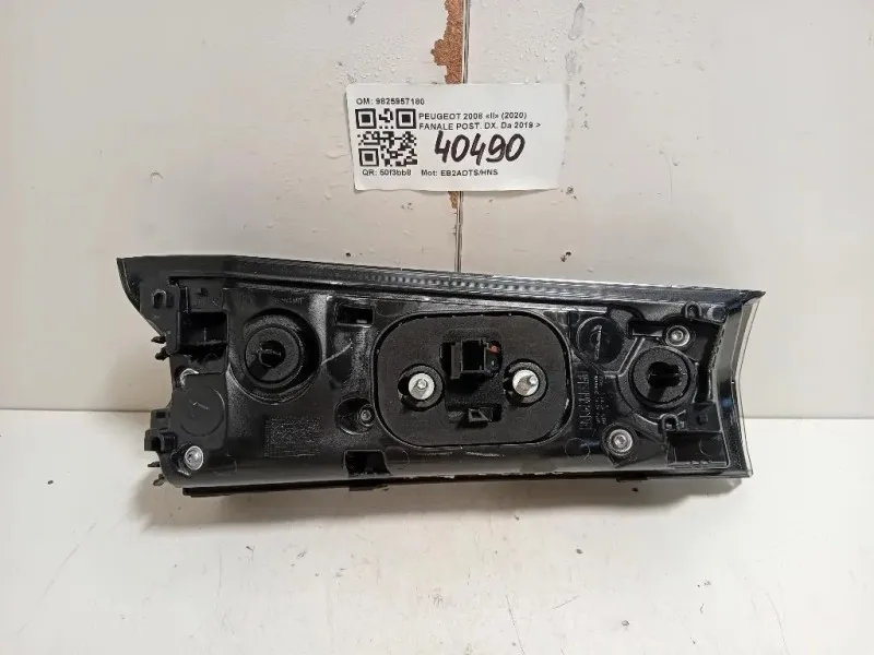 Fanale POST DX 9825957180 Peugeot 2008 II 2020