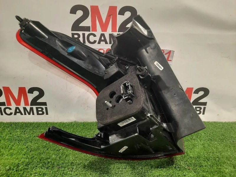 Fanale POST DX 00200841-0 Peugeot 2008 II 2020