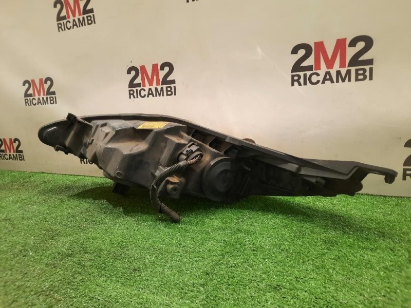 Proiettore ANT DX 8A6113W029CD Ford Fiesta VI 2012