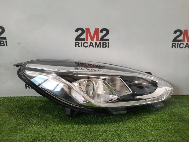Proiettore ANT DX 2461851 B479HL Ford Fiesta VII 2017