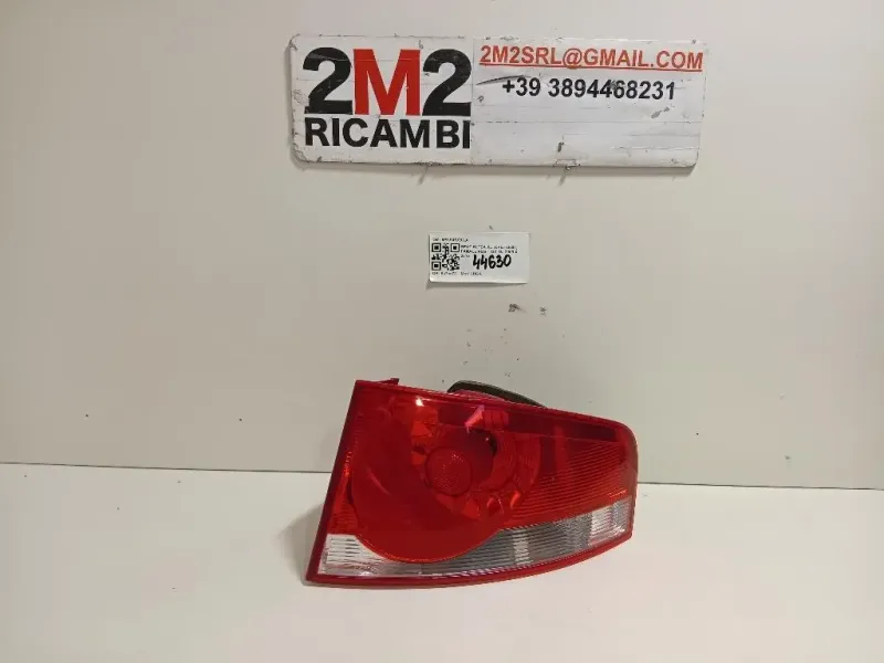 Fanale POST DX 5P8945096A Seat Altea XL 5P5 2004