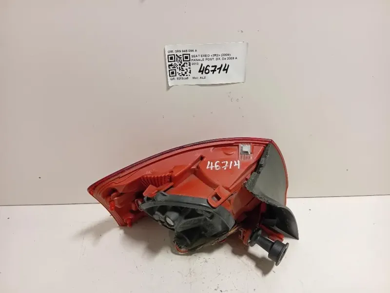 Fanale POST DX 3R9 945 096 A Seat EXEO 3R2 2009