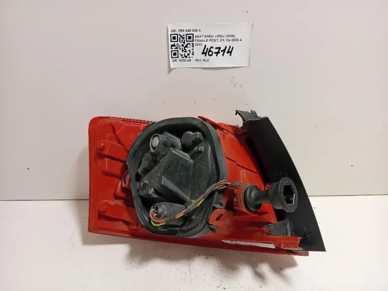 Fanale POST DX 3R9 945 096 A Seat EXEO 3R2 2009