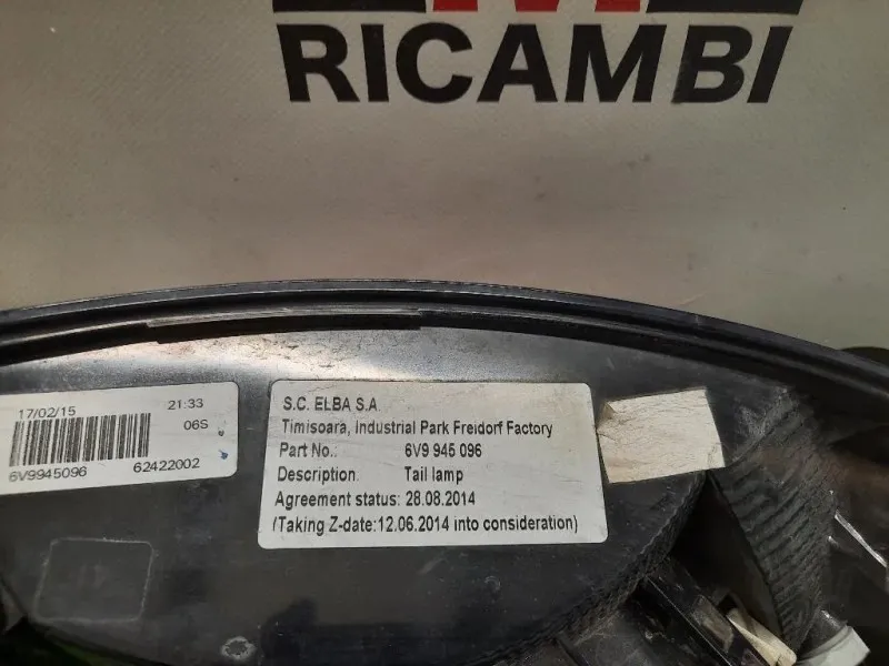 Fanale POST DX 6V6945112 Skoda Fabia NJ3 2018