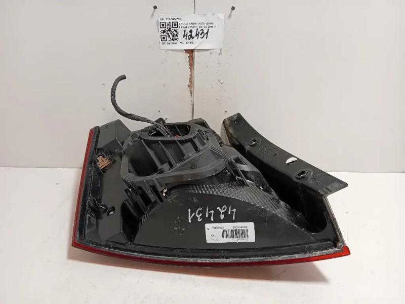 Fanale POST DX 6V6 945 208 Skoda Fabia NJ3 2018