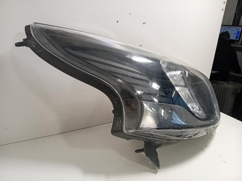 Fanale POST DX 1Z9945258 Skoda Octavia 1Z3 2009