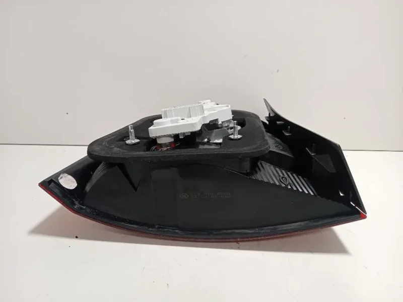 Fanale POST DX 1Z9945258 Skoda Octavia 1Z3 2009