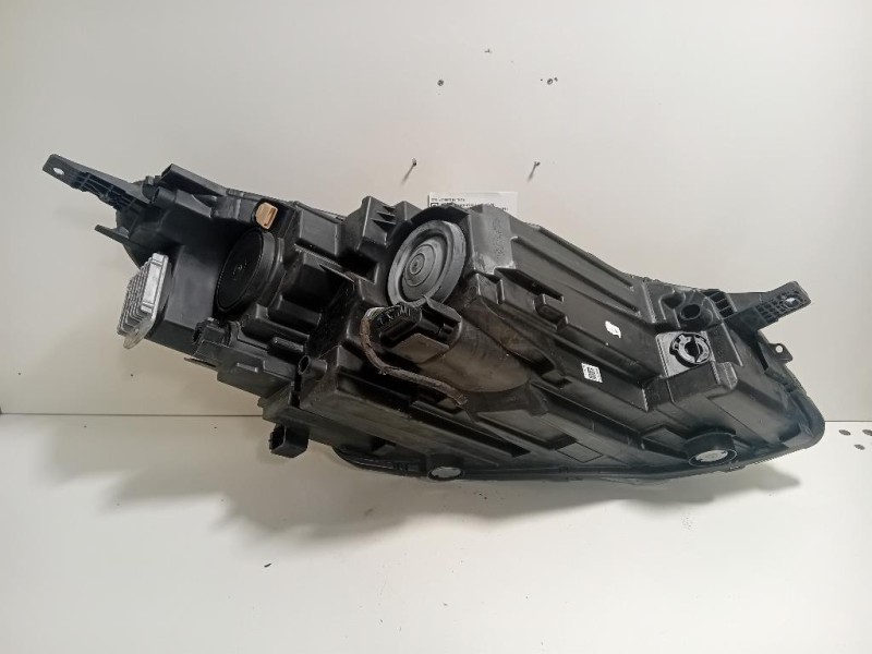 Proiettore ANT DX LV4B13E015CE Ford KUGA III 2020