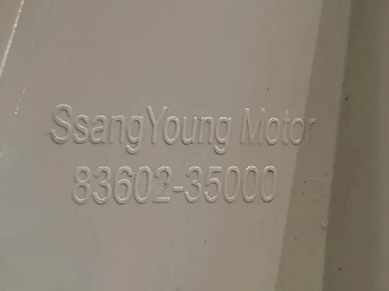 Fanale POST DX 83602-35000 Ssangyong Tivoli 2015