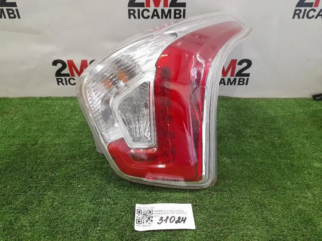 Fanale POST DX IF8P067061 Ssangyong Tivoli 2015