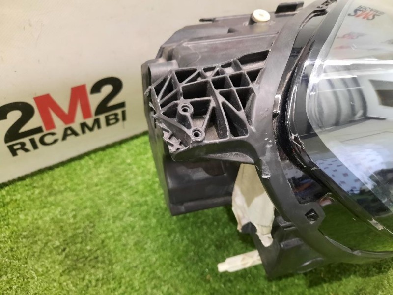 Proiettore ANT DX L1TB13E014EH Ford PUMA II 2019