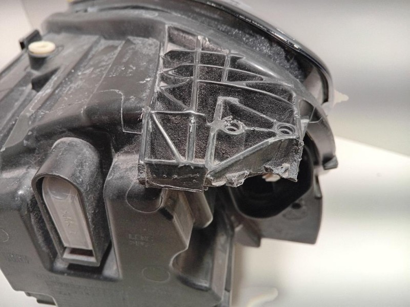 Proiettore ANT DX L1TB-13E014-GH Ford PUMA II 2019