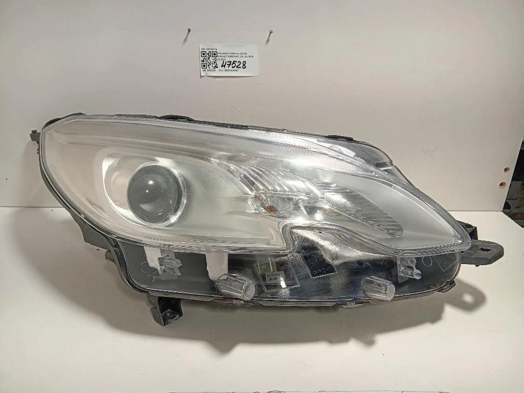 Proiettore ANT DX 90015179 Peugeot 2008 I 2016