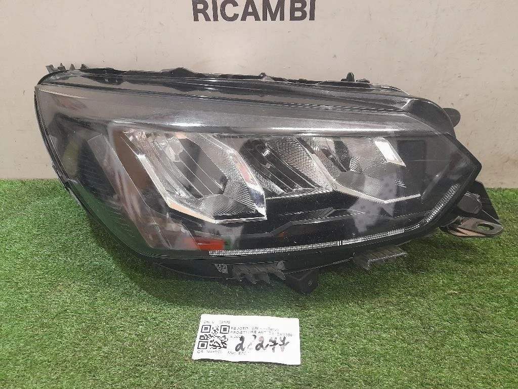 Proiettore ANT DX 90200108 Peugeot 208 I 2012