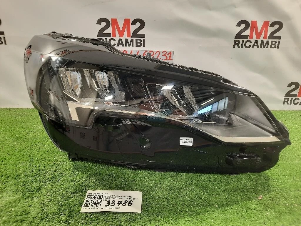 Proiettore ANT DX 98 362 301 8089914772 Peugeot 3008 II 2016