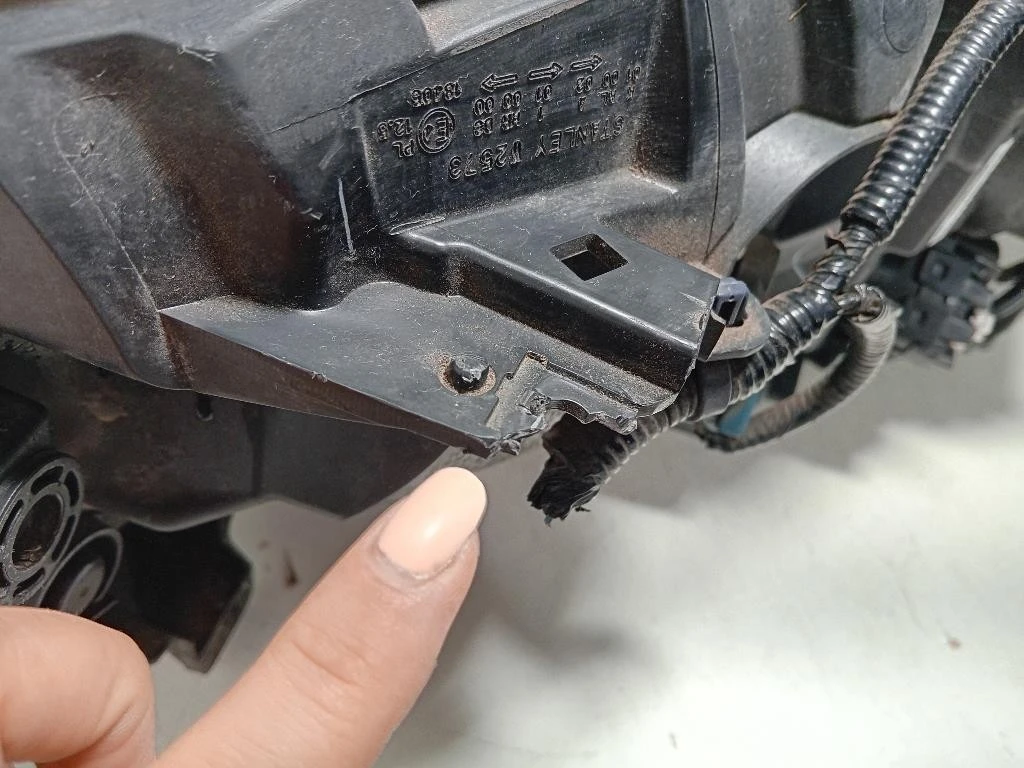 Proiettore ANT DX 33100T1GG71 Honda CR-V IV 2015