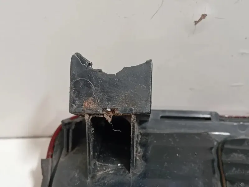 Fanale POST DX 4VEX-13A602-AA Volkswagen Caddy III 2004