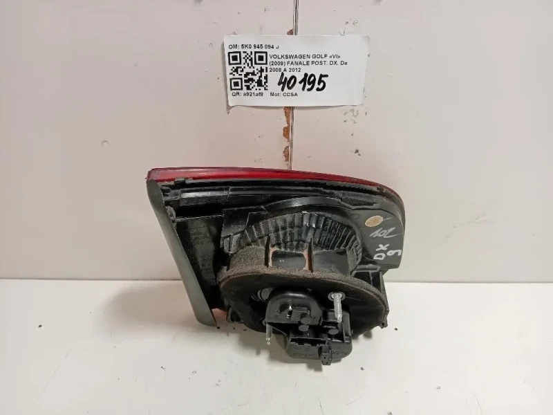 Fanale POST DX 5K0 945 094 J Volkswagen GOLF VI 2009