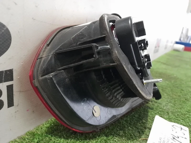 Fanale POST DX 89090894 Volkswagen GOLF VI 2009