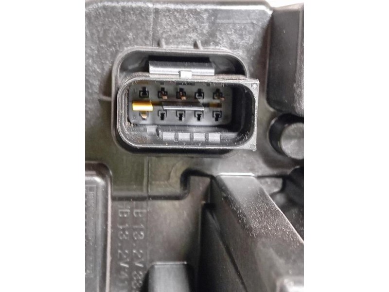 Fanale POST DX 5K0 945 258 Volkswagen GOLF VI 2009