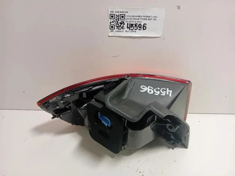 Fanale POST DX 3G9945208 3G9945208F Volkswagen Passat VII 2015
