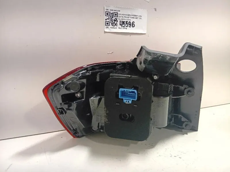 Fanale POST DX 3G9945208 3G9945208F Volkswagen Passat VII 2015