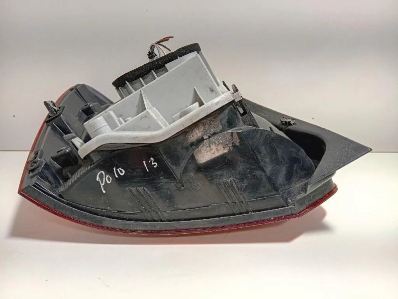 Fanale POST DX 6R0 945 258 A Volkswagen POLO VI 2009