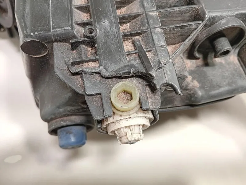 Proiettore ANT DX GX73-13W029-DJ Jaguar XE 2015