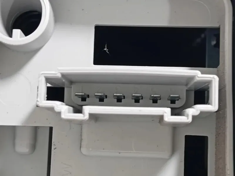 Fanale POST DX 6R0 945 258 B Volkswagen POLO VI 2009