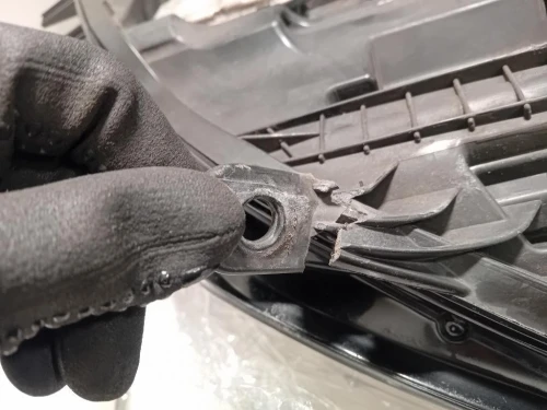 Proiettore ANT DX GX73-13W029-DE Jaguar XE 2015