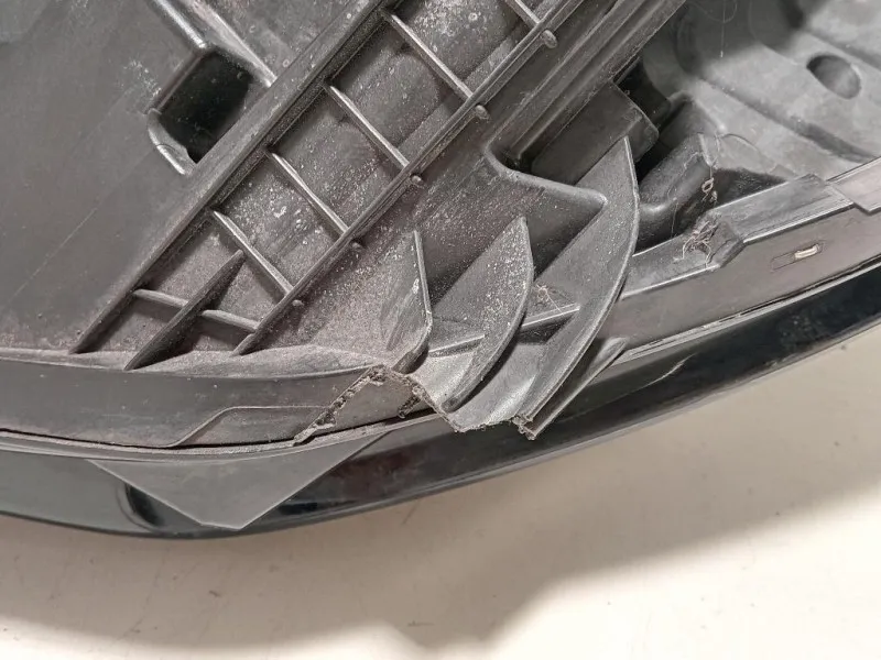 Proiettore ANT DX GX73-13W029-DE Jaguar XE 2015