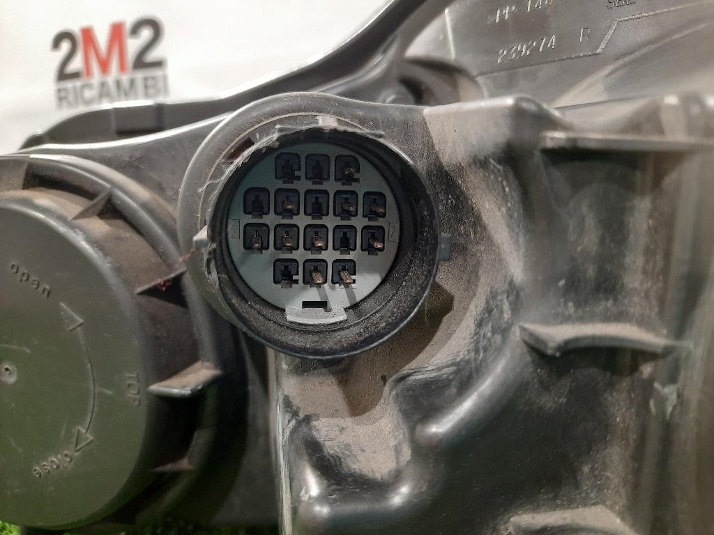 Proiettore ANT DX 8X23 13W029 AC Jaguar XF I 2008