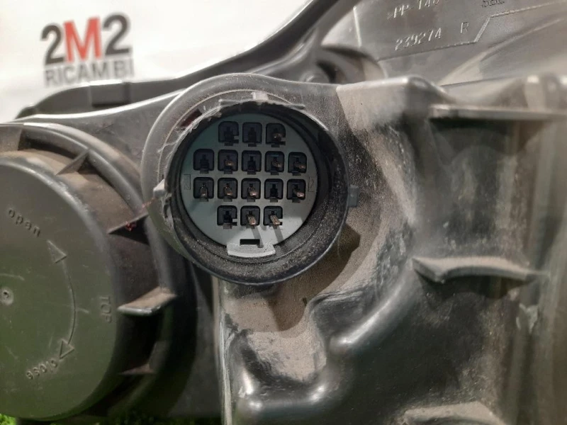 Proiettore ANT DX 8X23 13W029 AC Jaguar XF I 2008