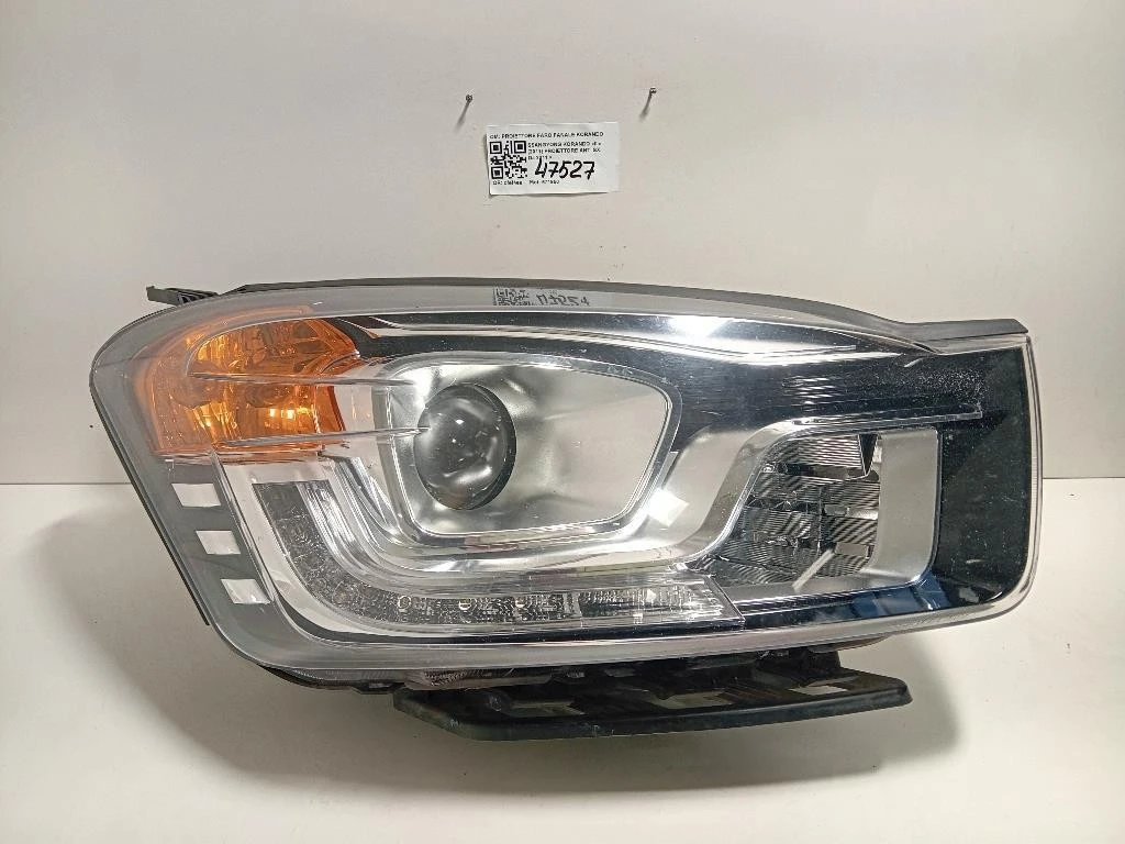 Proiettore ANT DX PROIETTORE FARO FANALE KORANDO Ssangyong Korando III 2011