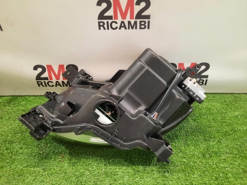 Fanale POST SX 8K0945093 Audi A1 8XA Sportback 2012