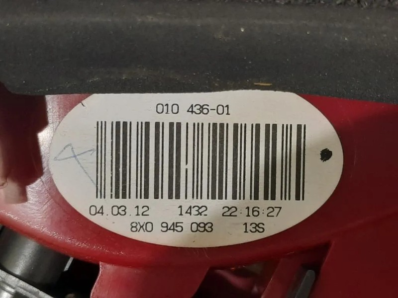 Fanale POST SX 8K0 945 093 Audi A1 8XA Sportback 2012