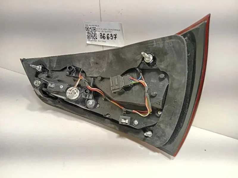 Fanale POST SX 8XA 945 093 A Audi A1 8XK 2015