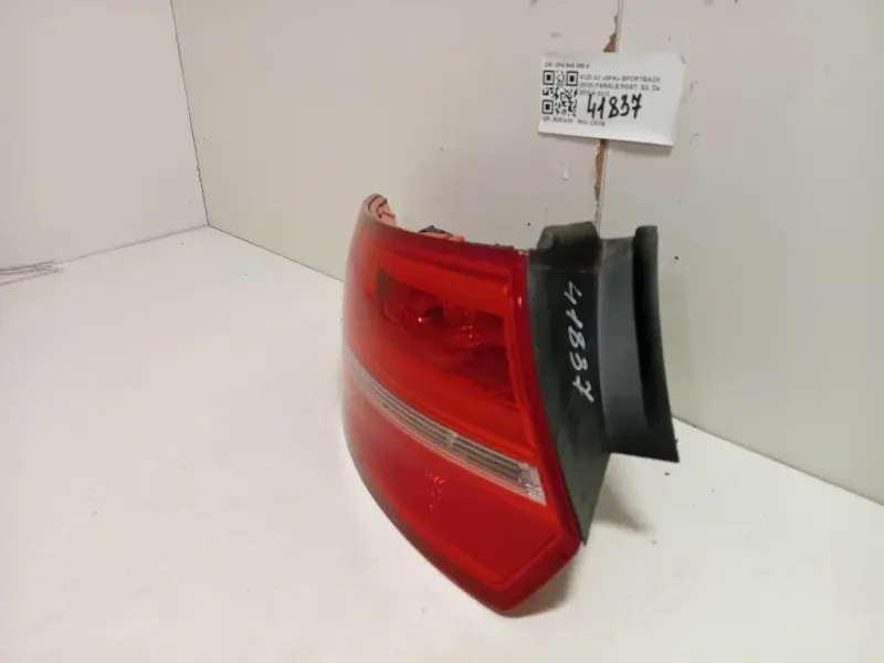 Fanale POST SX 8P4 945 095 E Audi A3 8PA Sportback 2010