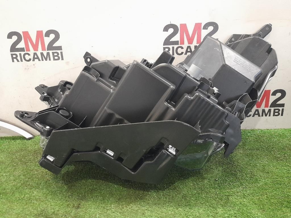 Fanale POST SX 8V4 945 093 Audi A3 8VA Sportback 2012